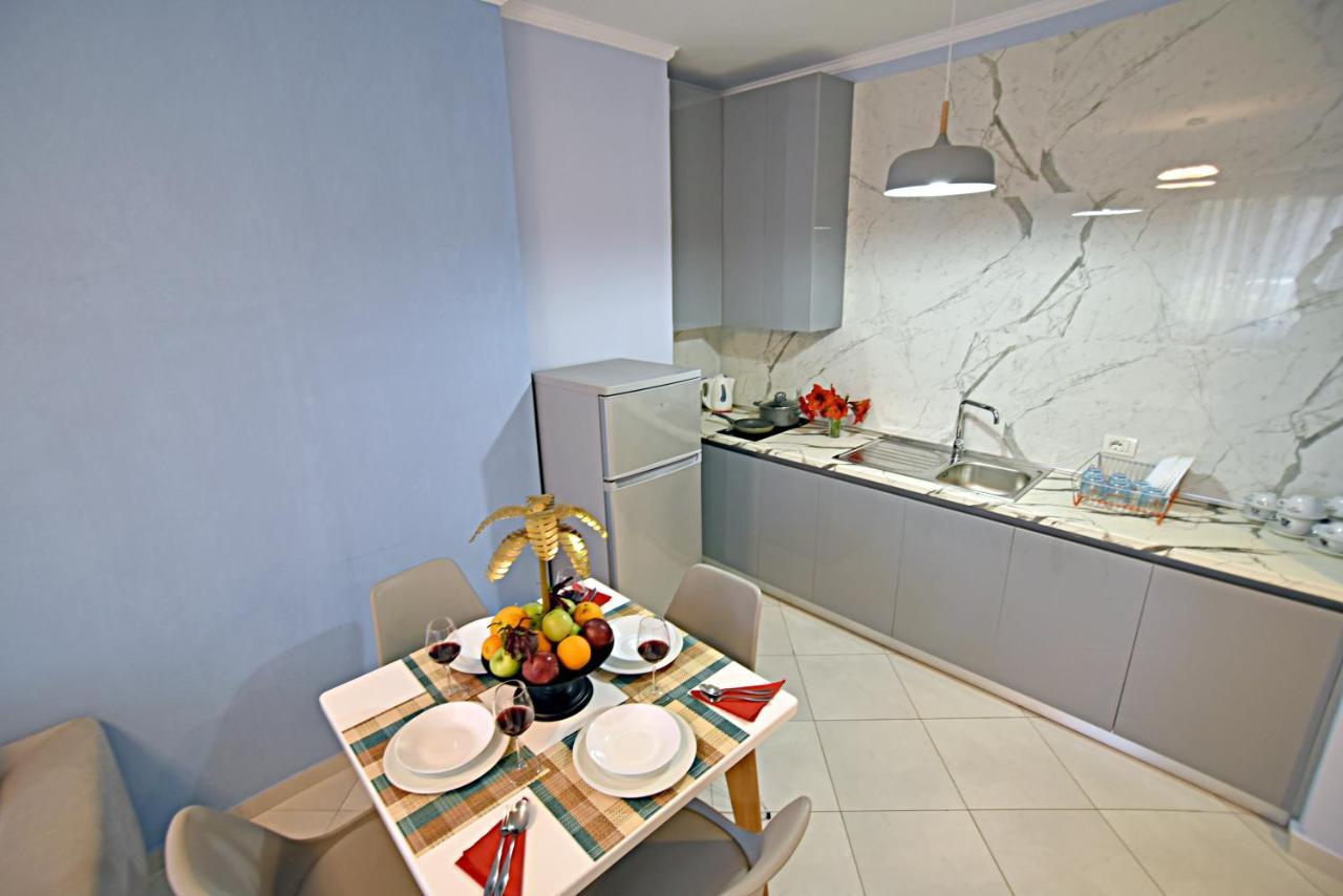 Sunrise Suites Вльора Екстер'єр фото