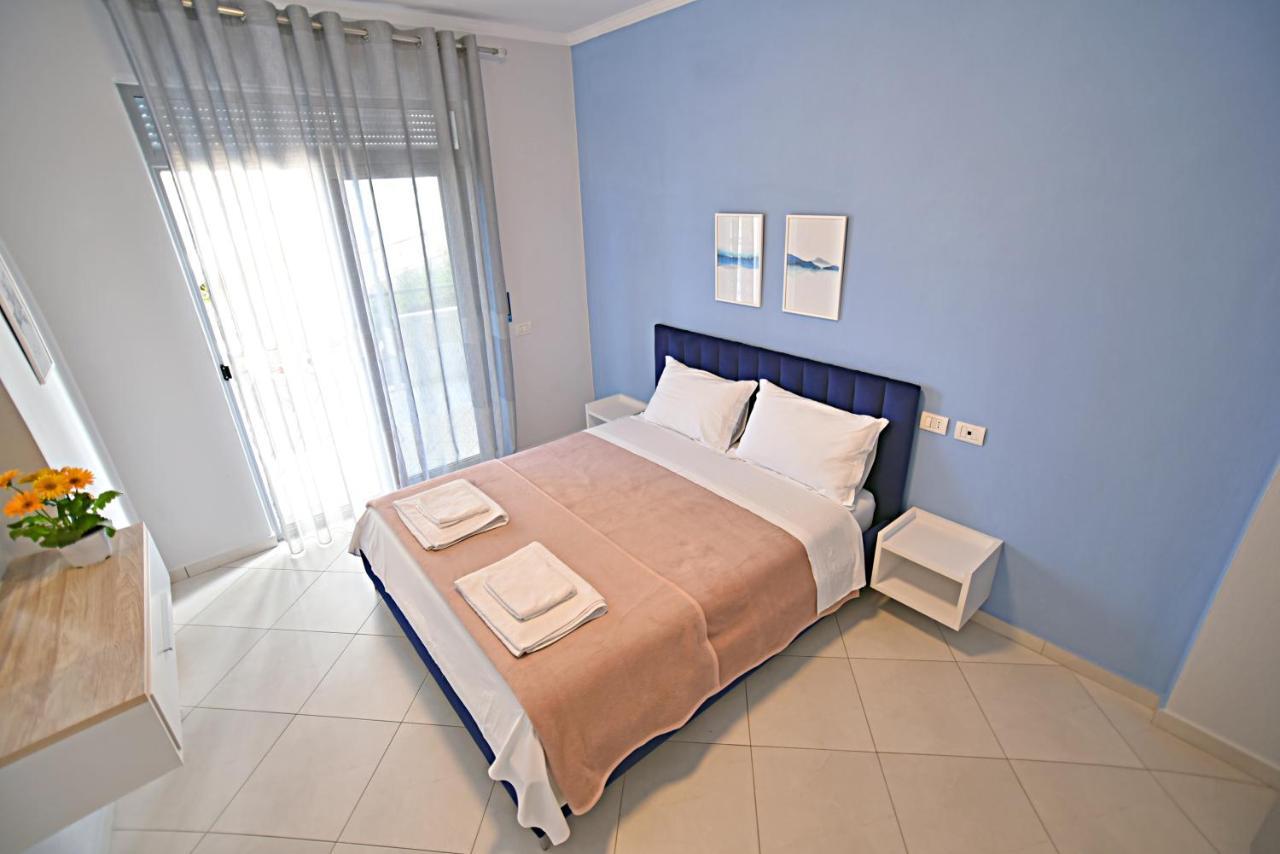 Sunrise Suites Вльора Екстер'єр фото