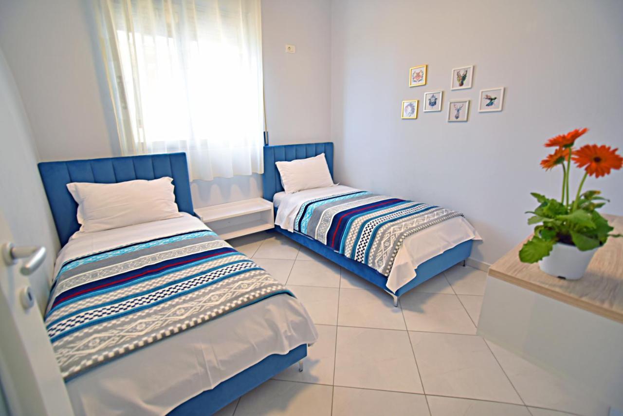 Sunrise Suites Вльора Екстер'єр фото