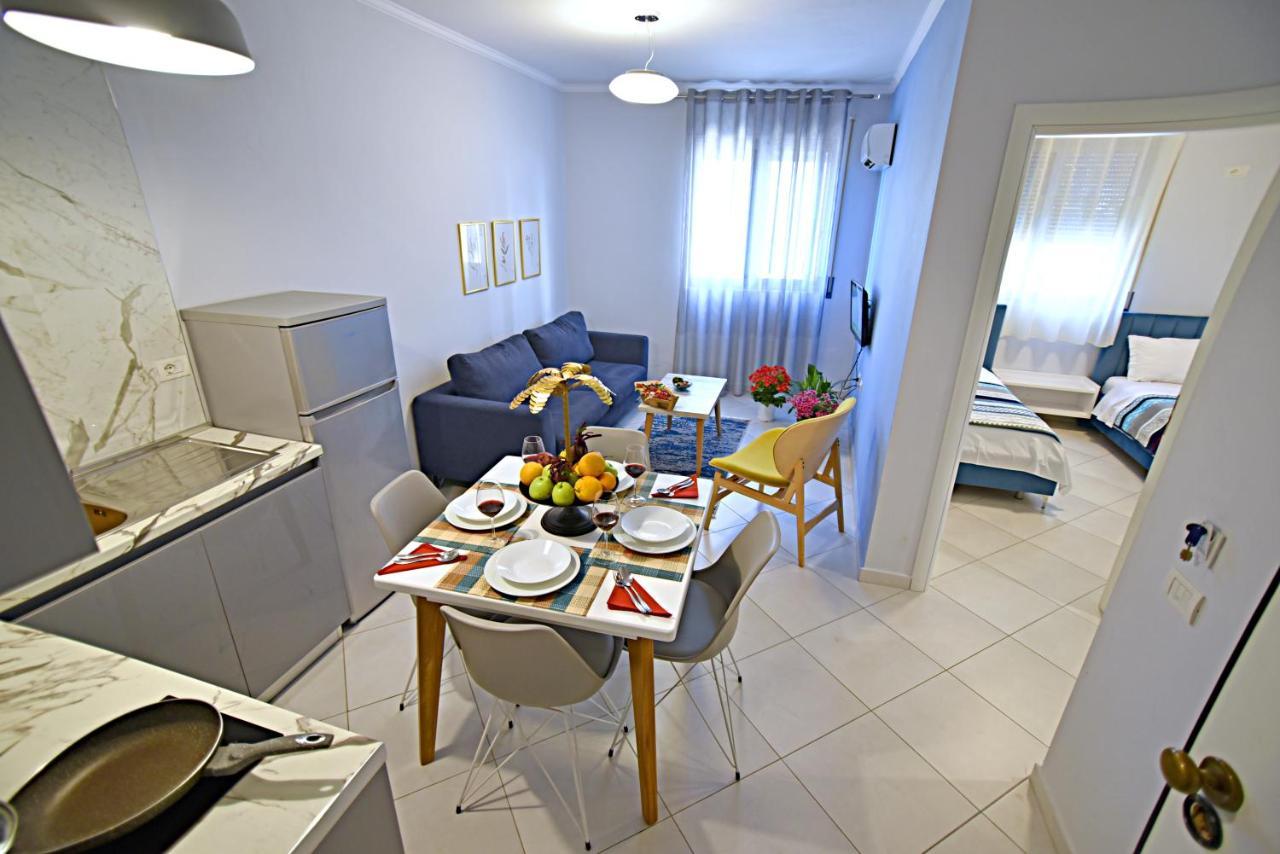 Sunrise Suites Вльора Екстер'єр фото