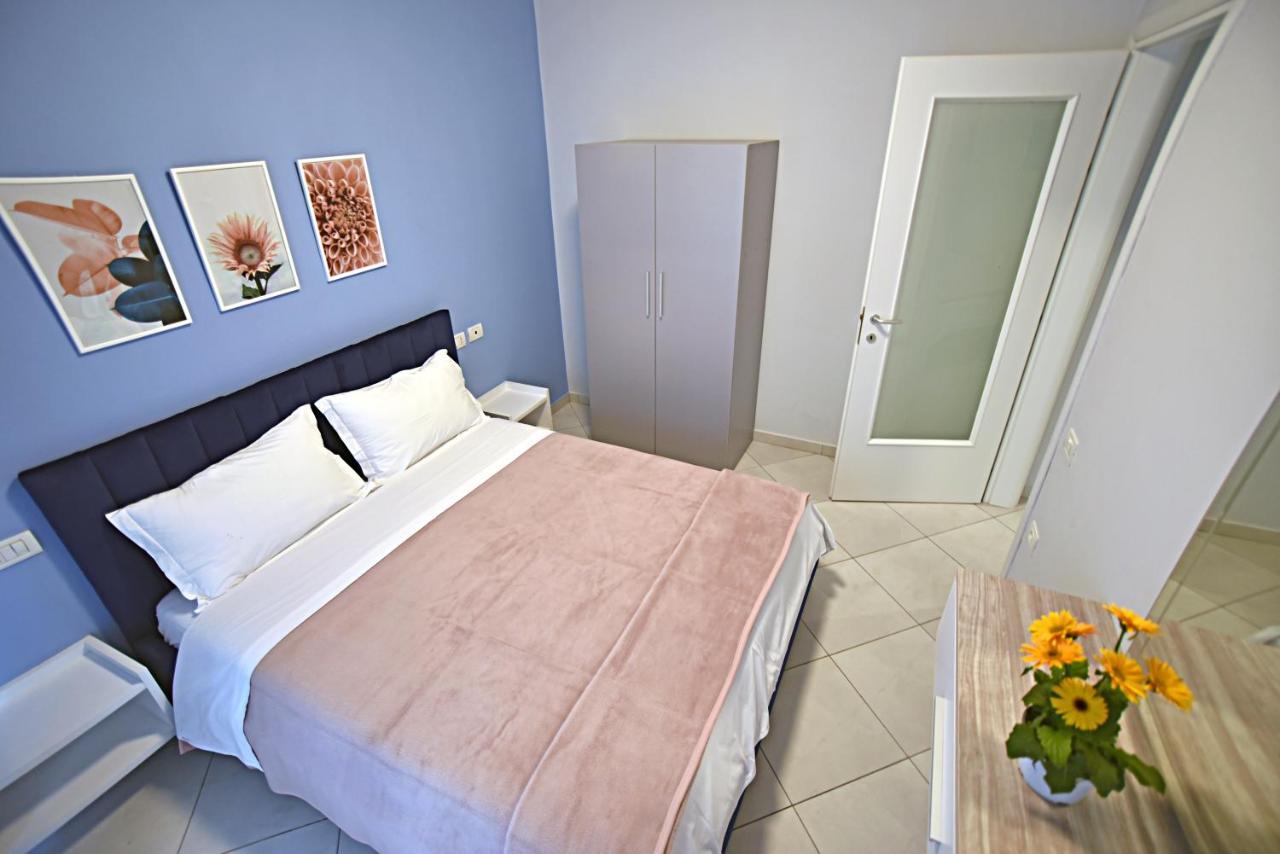 Sunrise Suites Вльора Екстер'єр фото