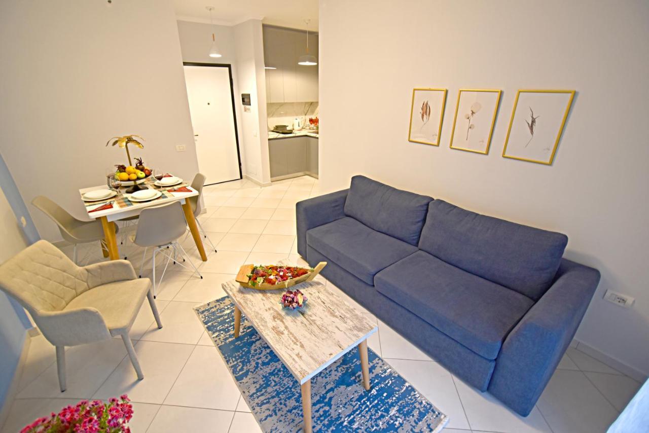 Sunrise Suites Вльора Екстер'єр фото
