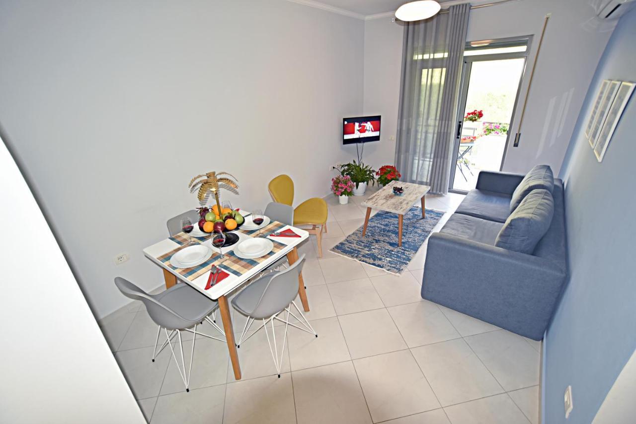 Sunrise Suites Вльора Екстер'єр фото
